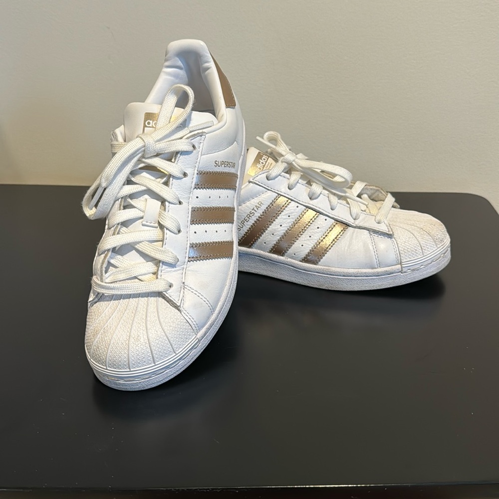 Adidas Superstar White and Gold Sneakers 👟